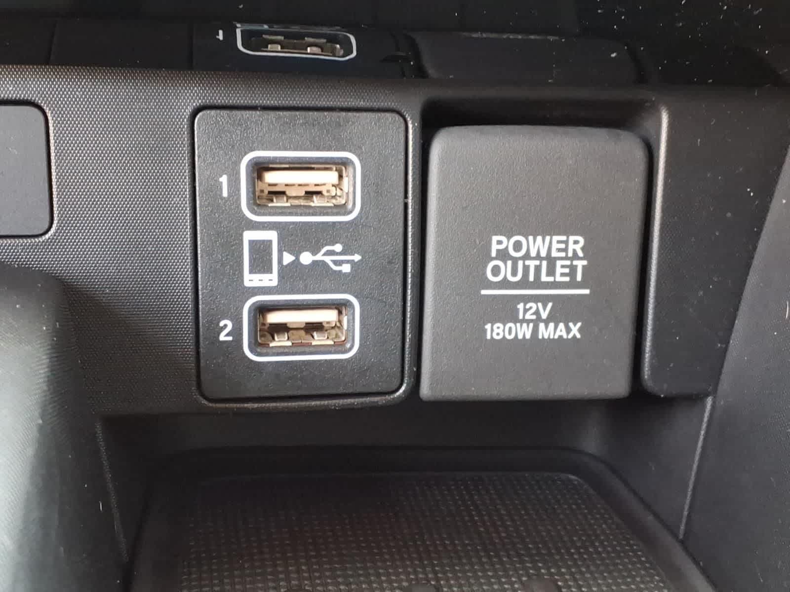 Thumbnail: 2022 Honda Insight - 23