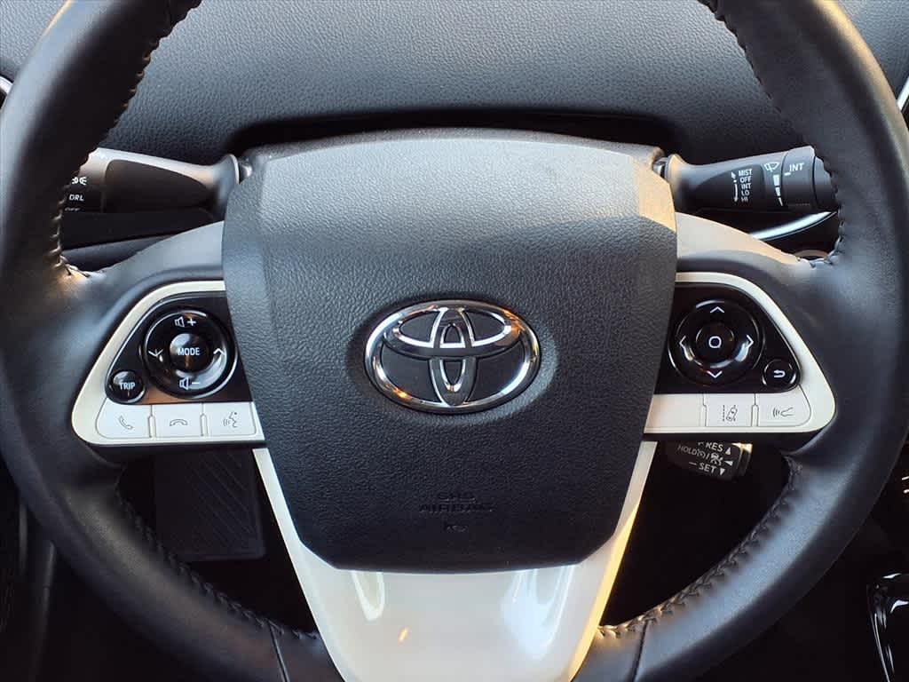Thumbnail: 2019 Toyota Prius Prime - 16