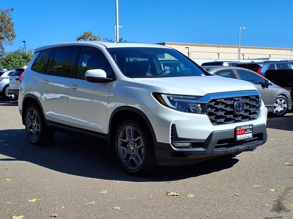 Thumbnail: 2023 Honda Passport - 3