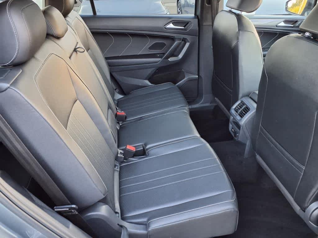 Thumbnail: 2022 Volkswagen Tiguan - 13