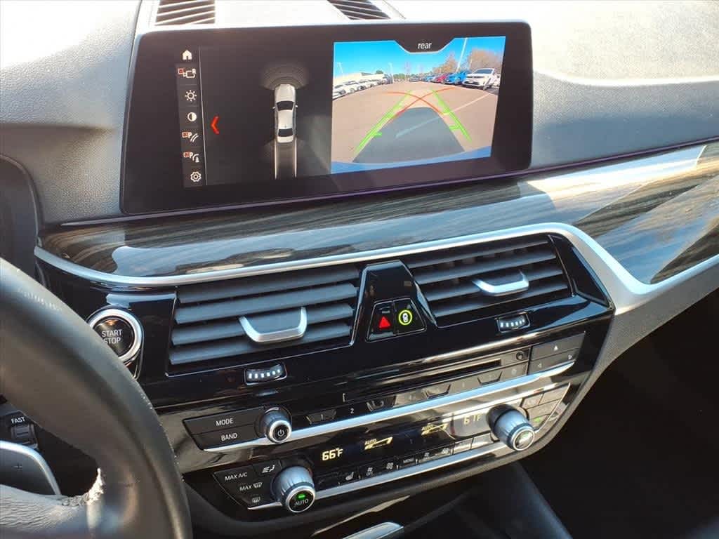 Thumbnail: 2019 BMW 5 Series - 22