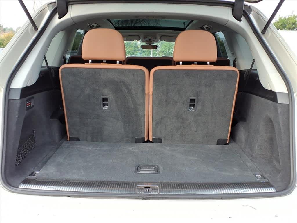 Thumbnail: 2021 Audi Q7 - 6