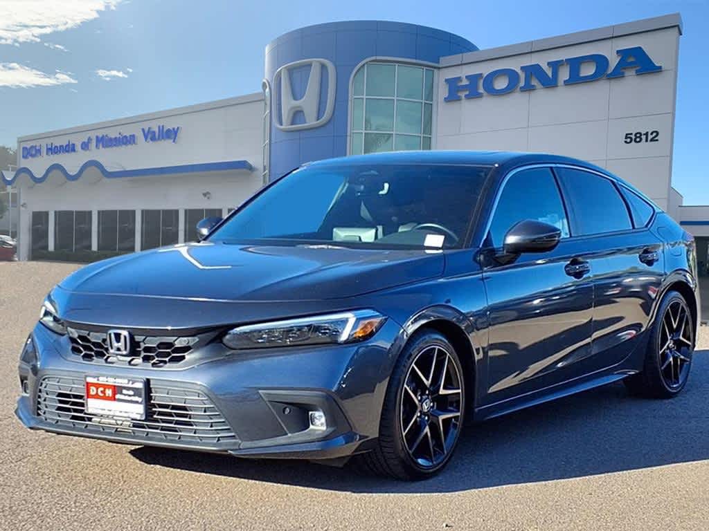 2024 Honda Civic Hatchback Sport Touring's photo