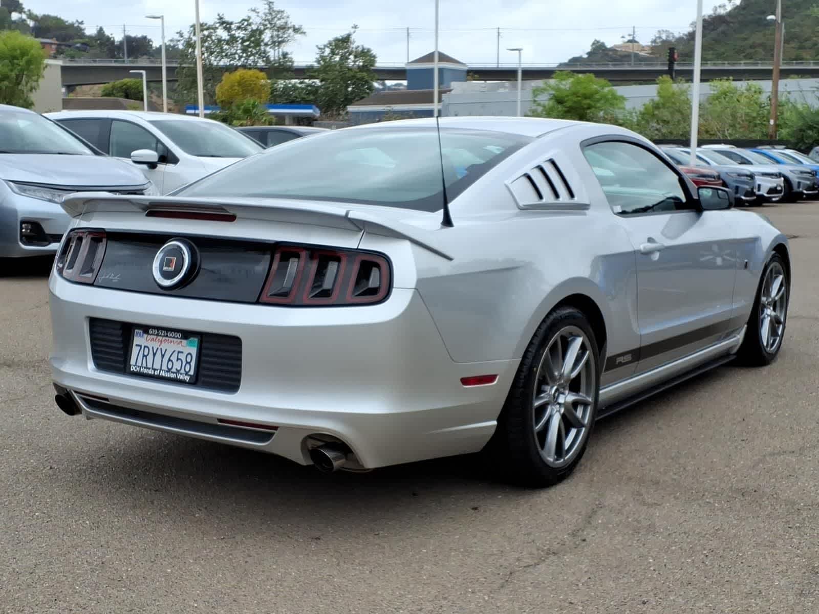 Thumbnail: 2013 Ford Mustang - 4