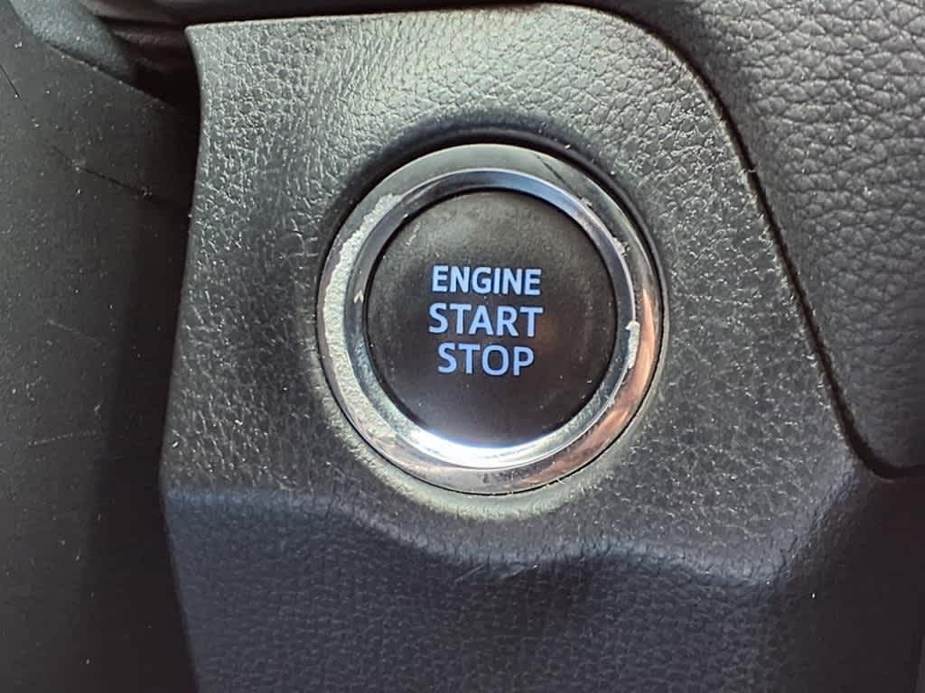 Thumbnail: 2021 Toyota RAV4 - 24