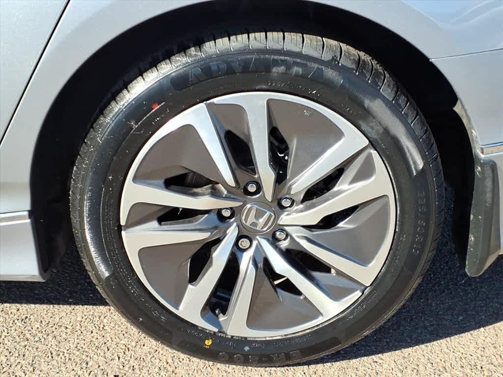 Thumbnail: 2018 Honda Accord - 8