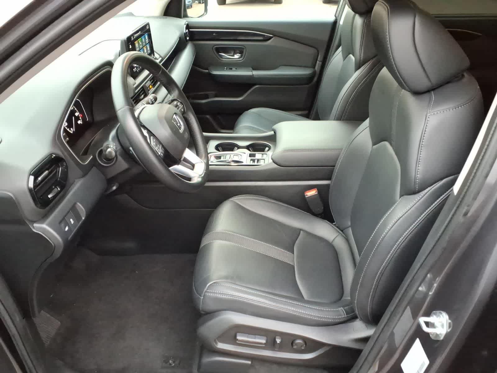 Thumbnail: 2023 Honda Pilot - 15
