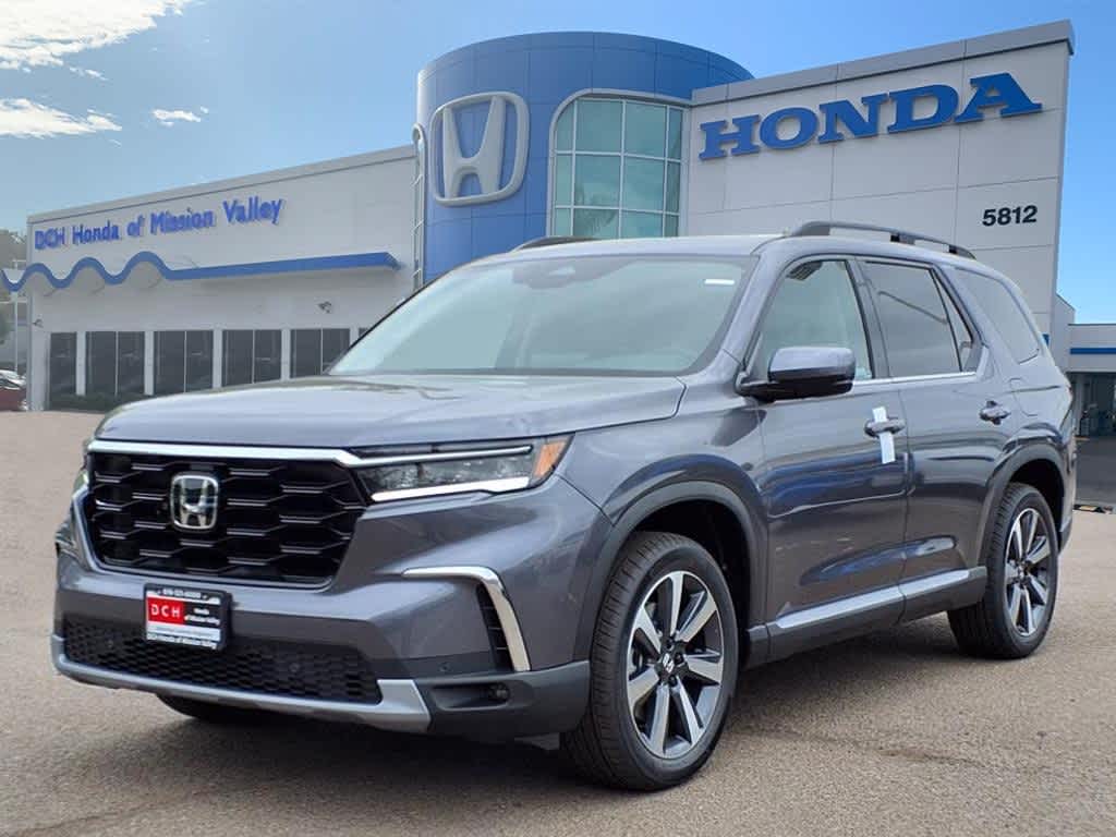 2025 Honda Pilot Touring -
                  San Diego, CA