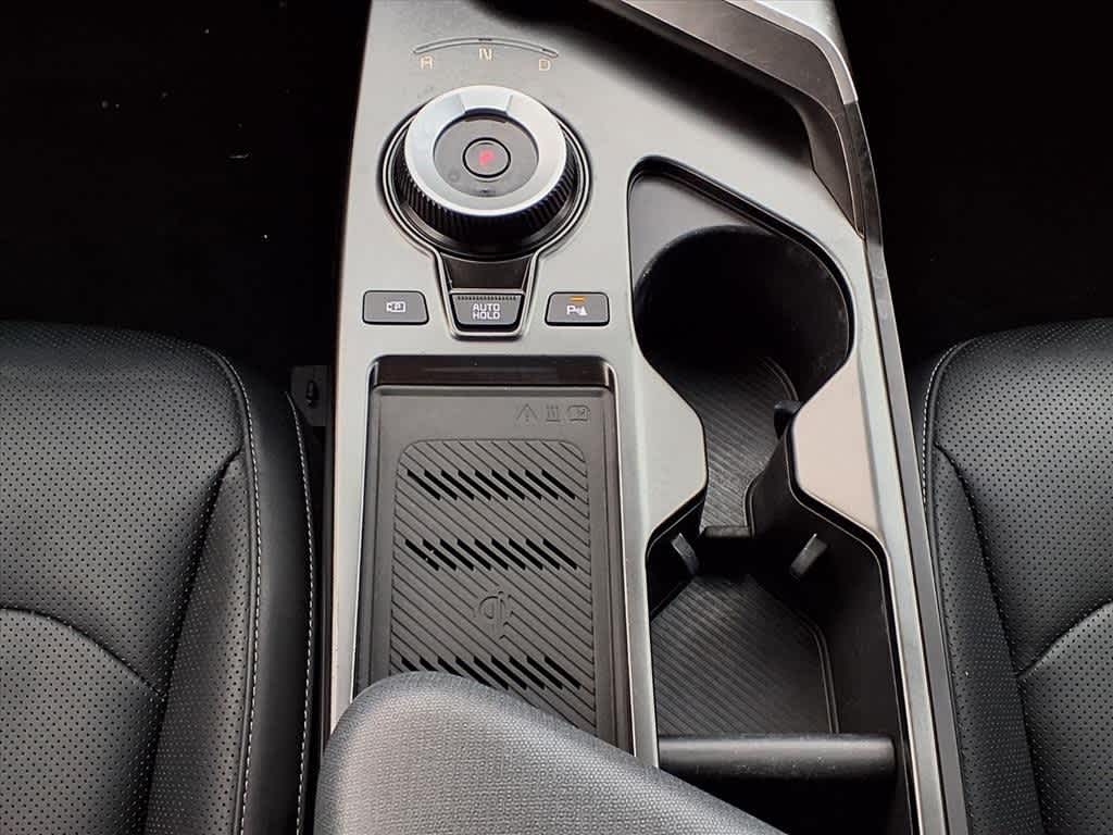 Thumbnail: 2022 Kia EV6 - 22