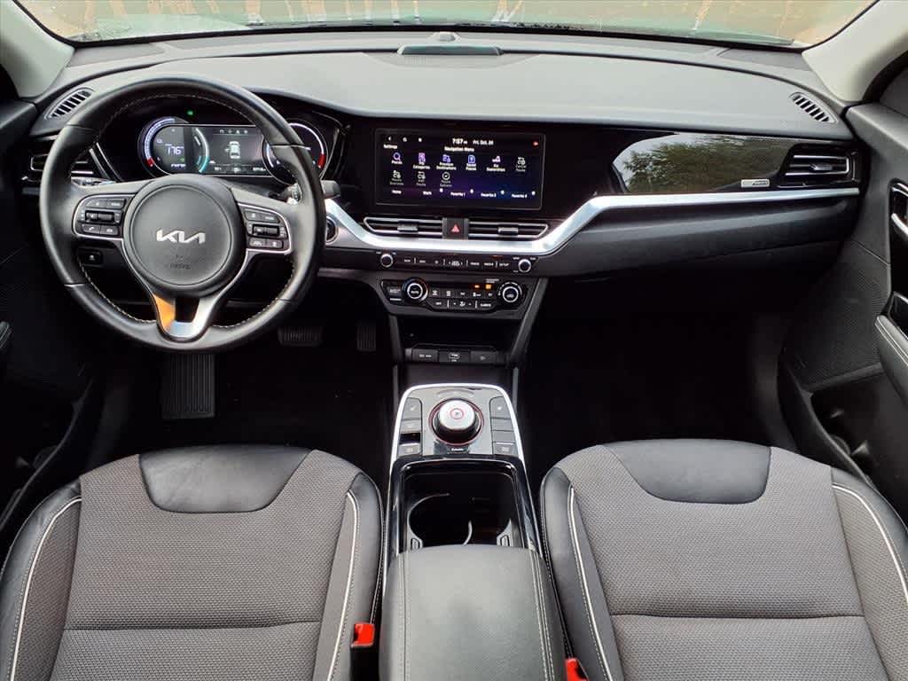 Thumbnail: 2022 Kia Niro - 10