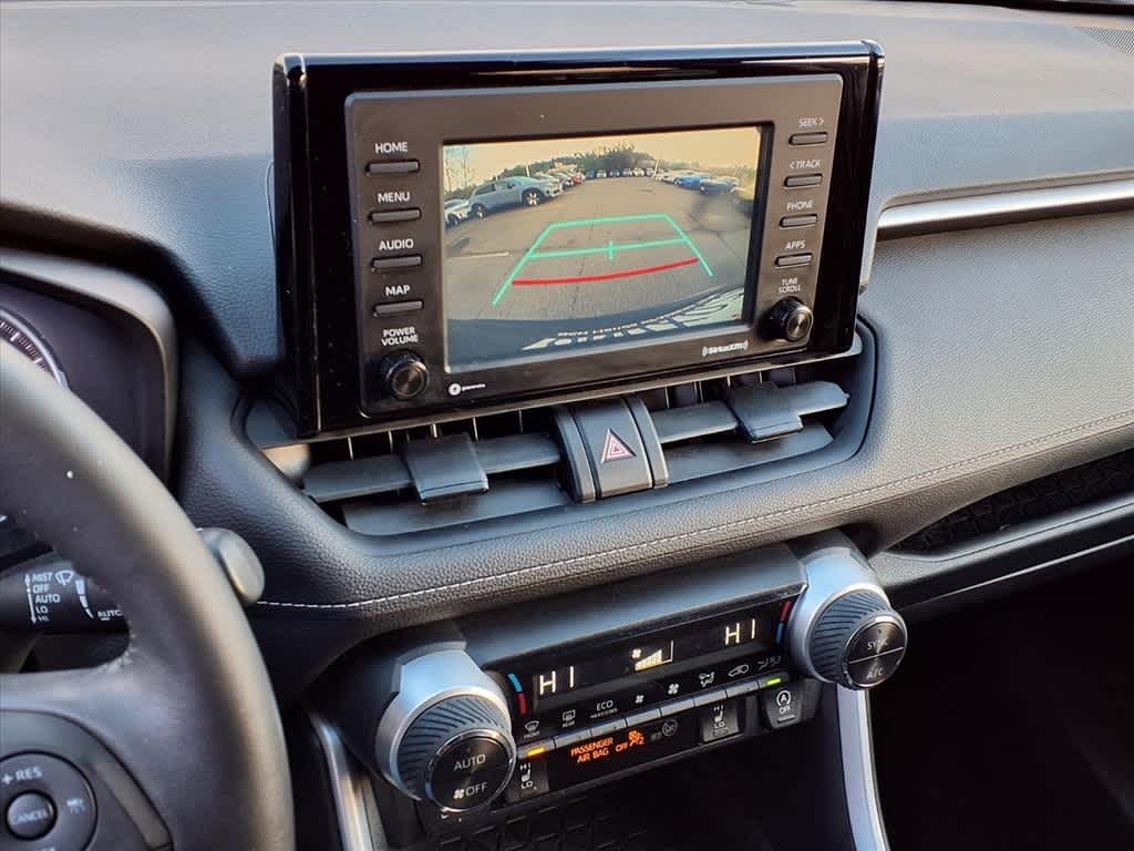 Thumbnail: 2020 Toyota RAV4 - 21