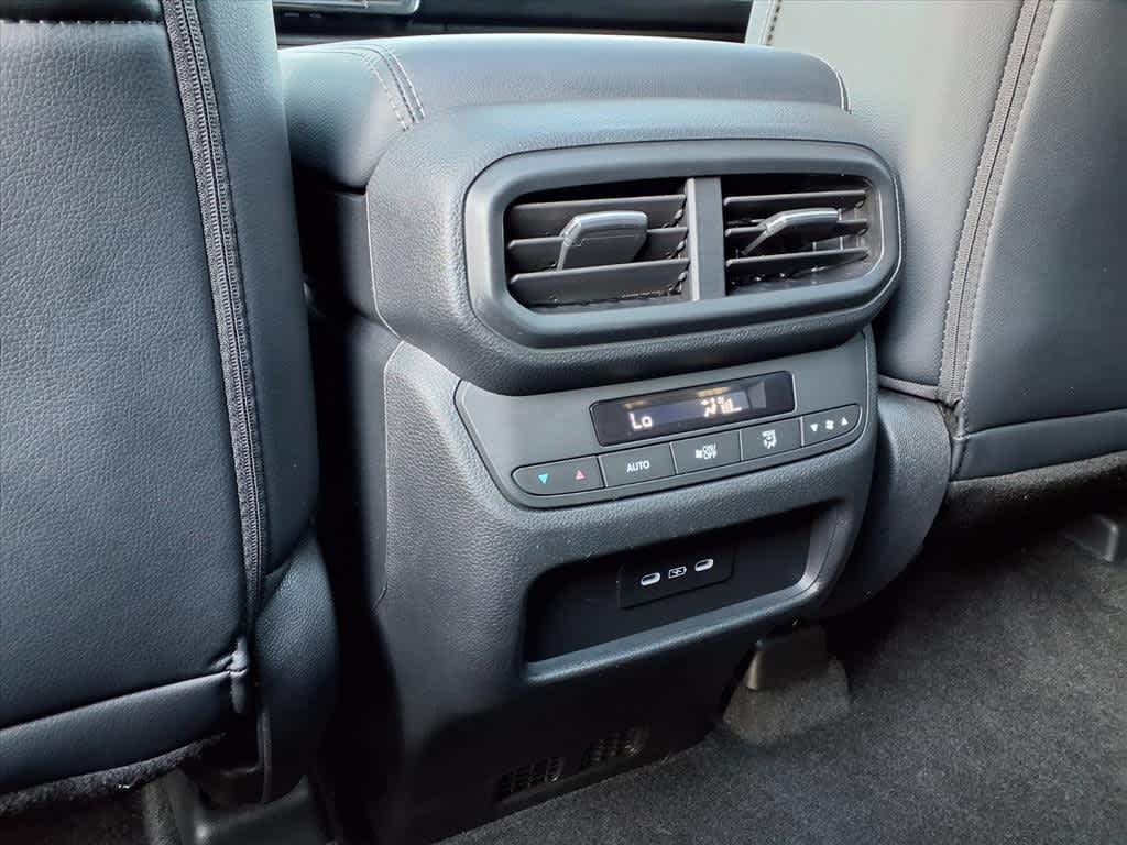 Thumbnail: 2025 Honda Pilot - 12