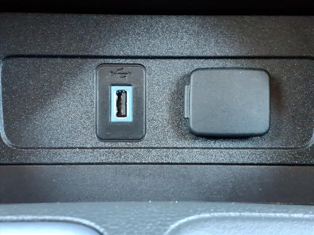 Thumbnail: 2017 Ford Escape - 23