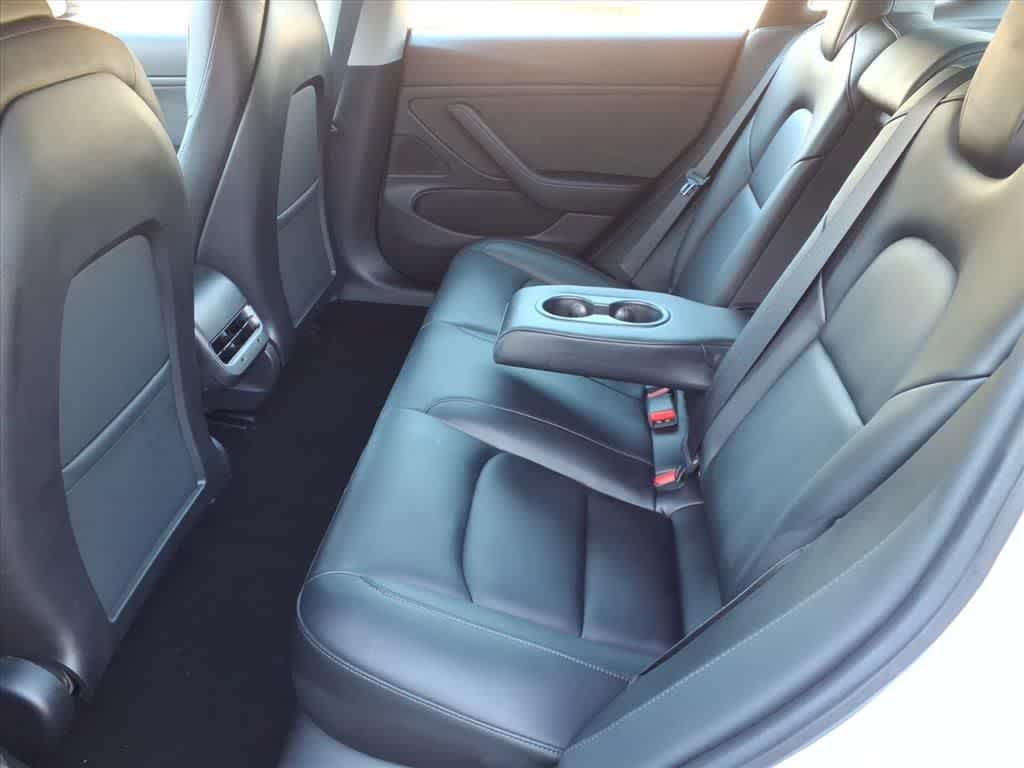 Thumbnail: 2019 Tesla Model 3 - 11