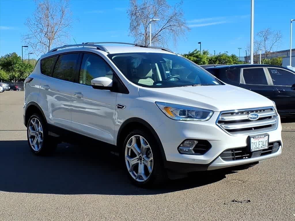 Thumbnail: 2017 Ford Escape - 3