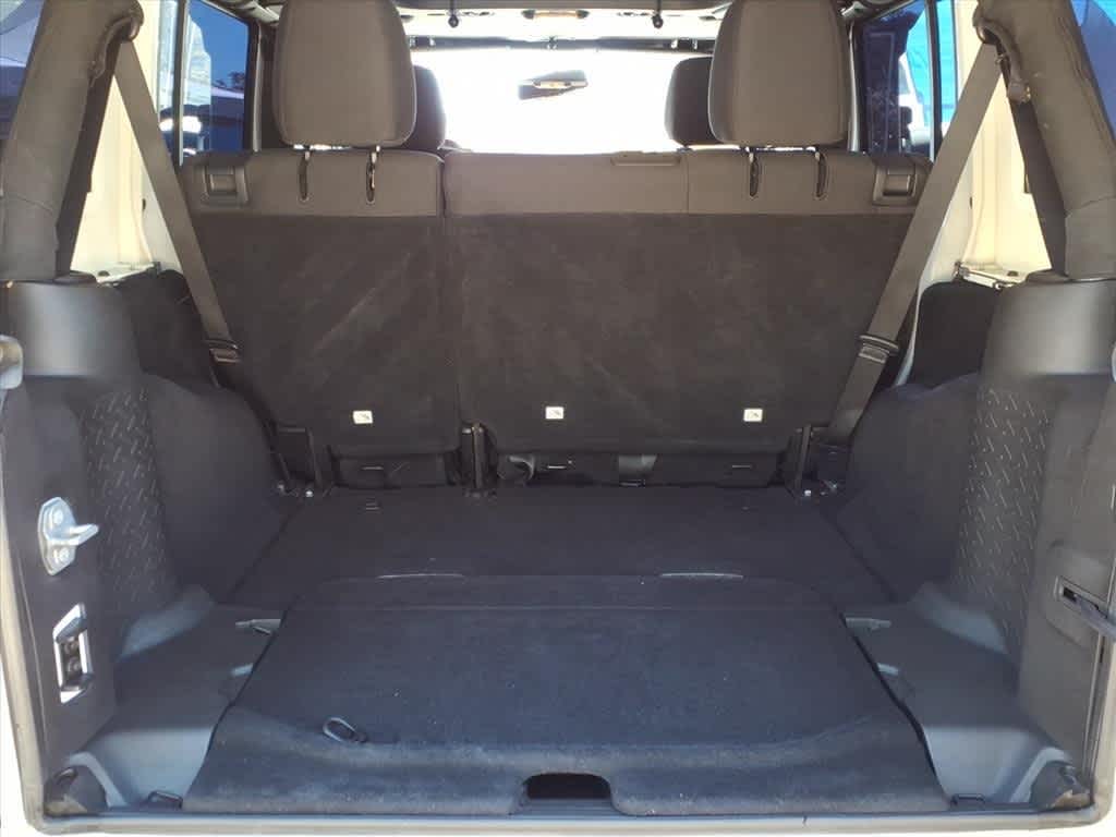 Thumbnail: 2017 Jeep Wrangler - 7