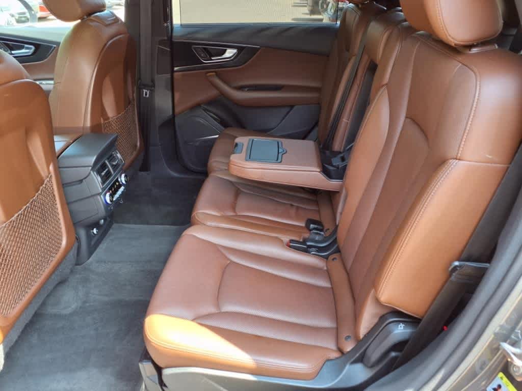 Thumbnail: 2019 Audi Q7 - 10
