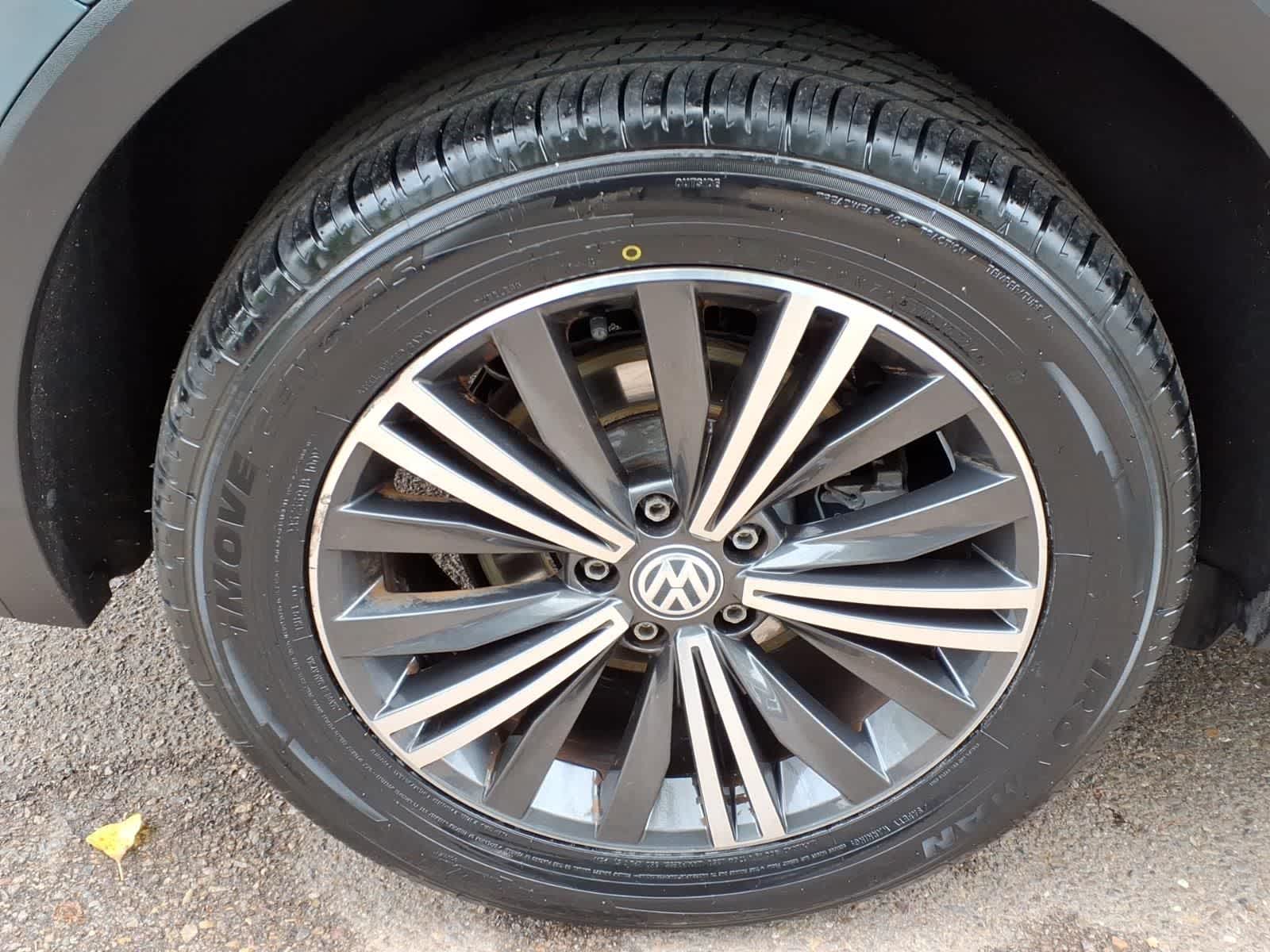 Thumbnail: 2019 Volkswagen Tiguan - 8