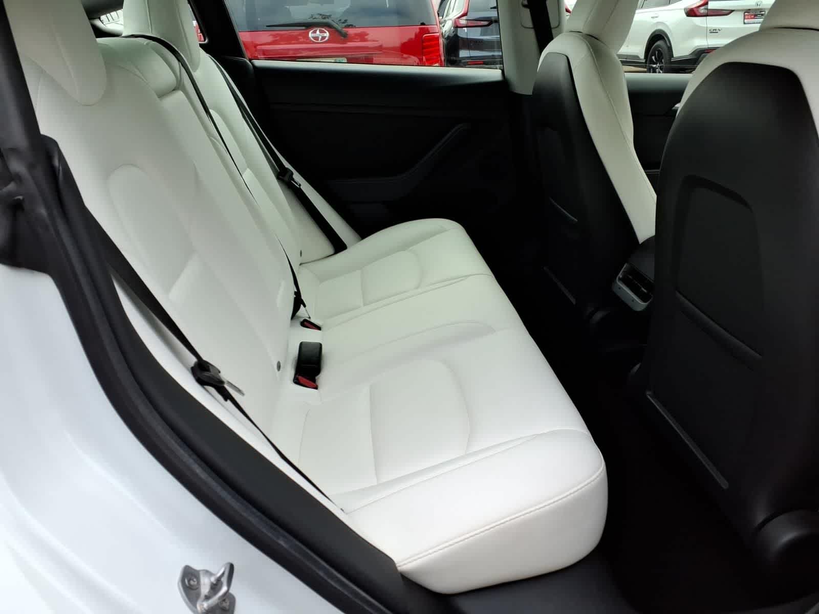 Thumbnail: 2021 Tesla Model 3 - 14