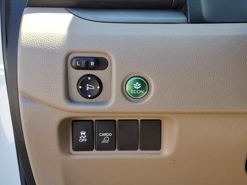 Thumbnail: 2019 Honda Ridgeline - 23