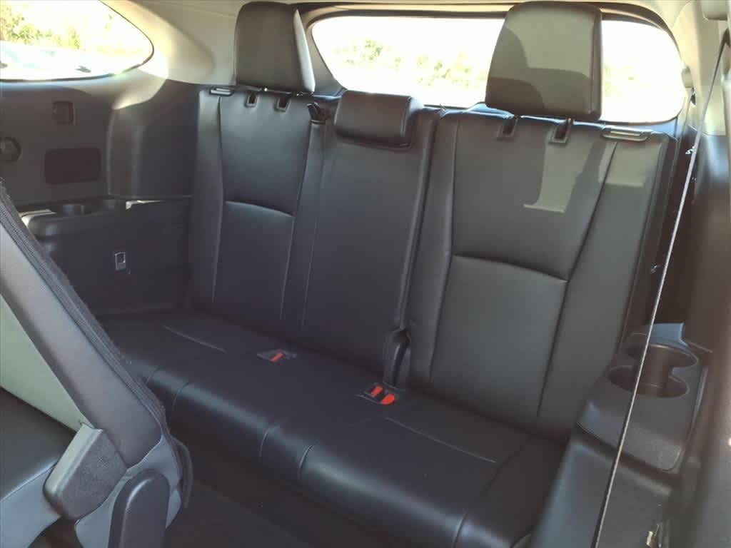 Thumbnail: 2023 Toyota Highlander - 10