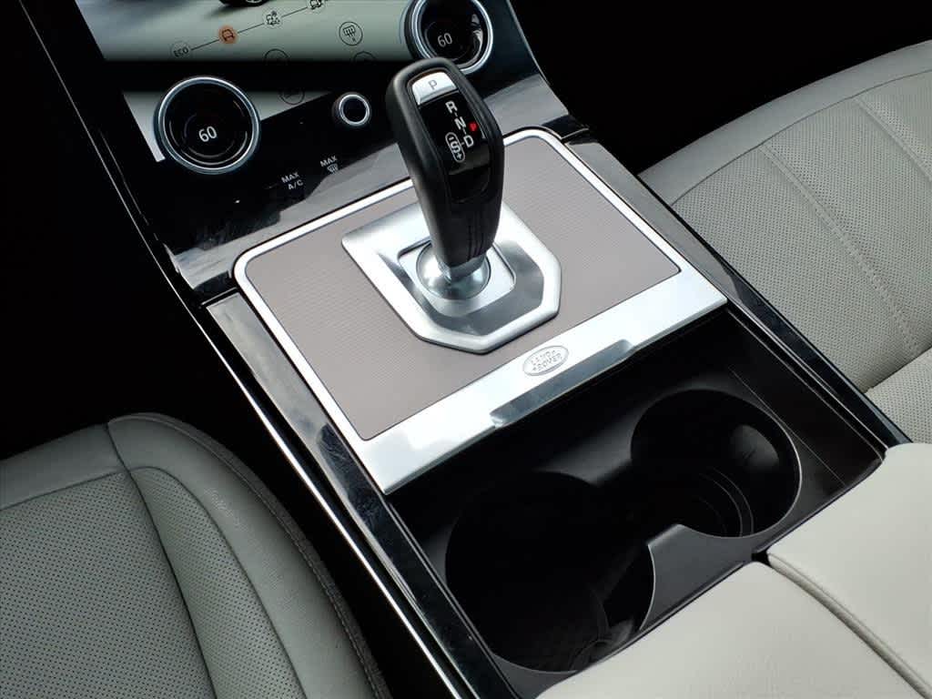 Thumbnail: 2020 Land Rover Range Rover Evoque - 23