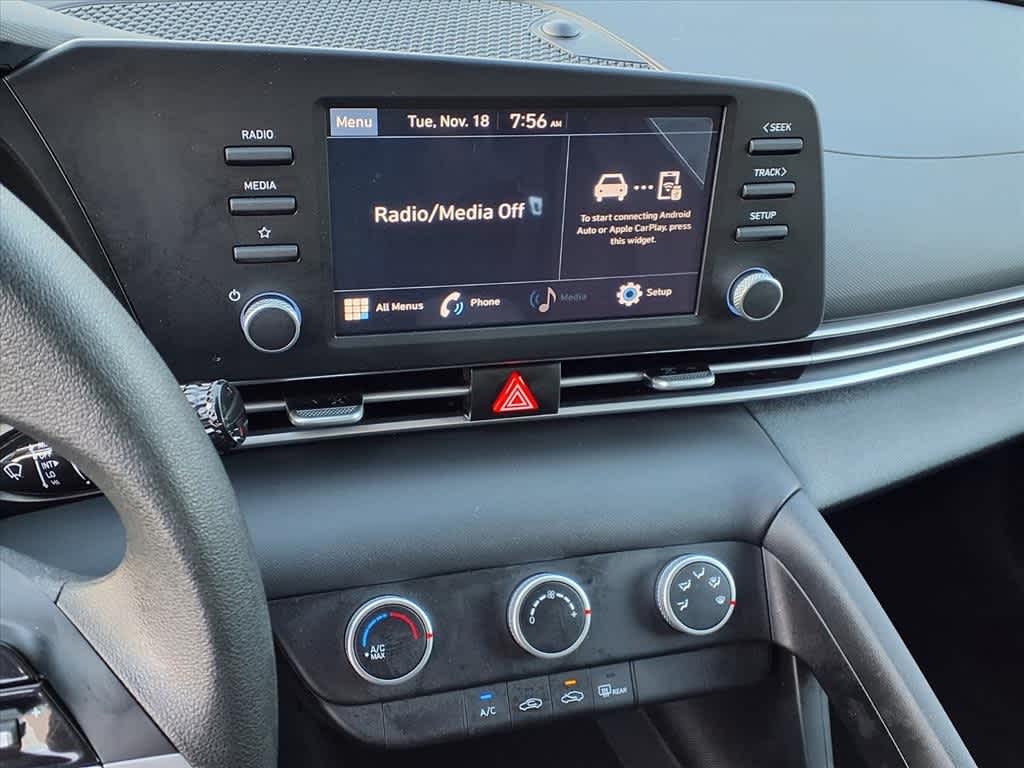 Thumbnail: 2023 Hyundai Elantra - 21