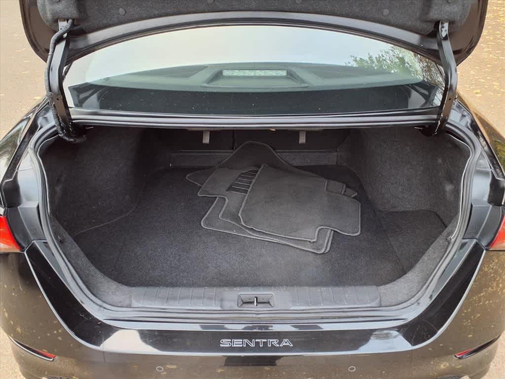 Thumbnail: 2023 Nissan Sentra - 7