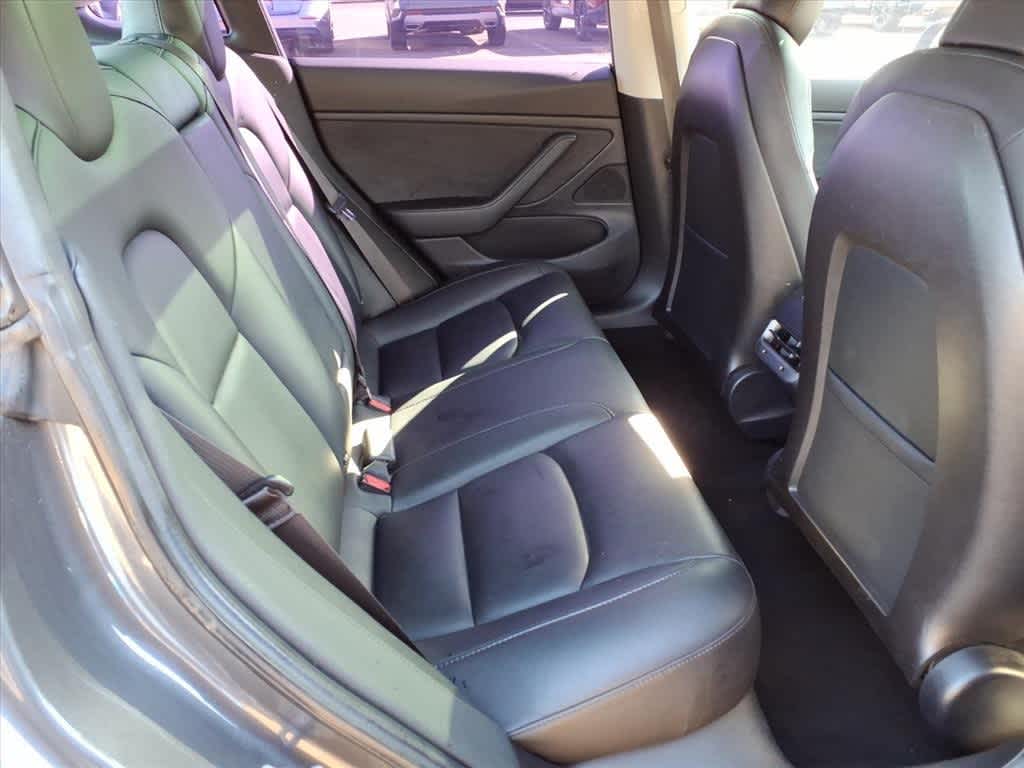 Thumbnail: 2018 Tesla Model 3 - 14