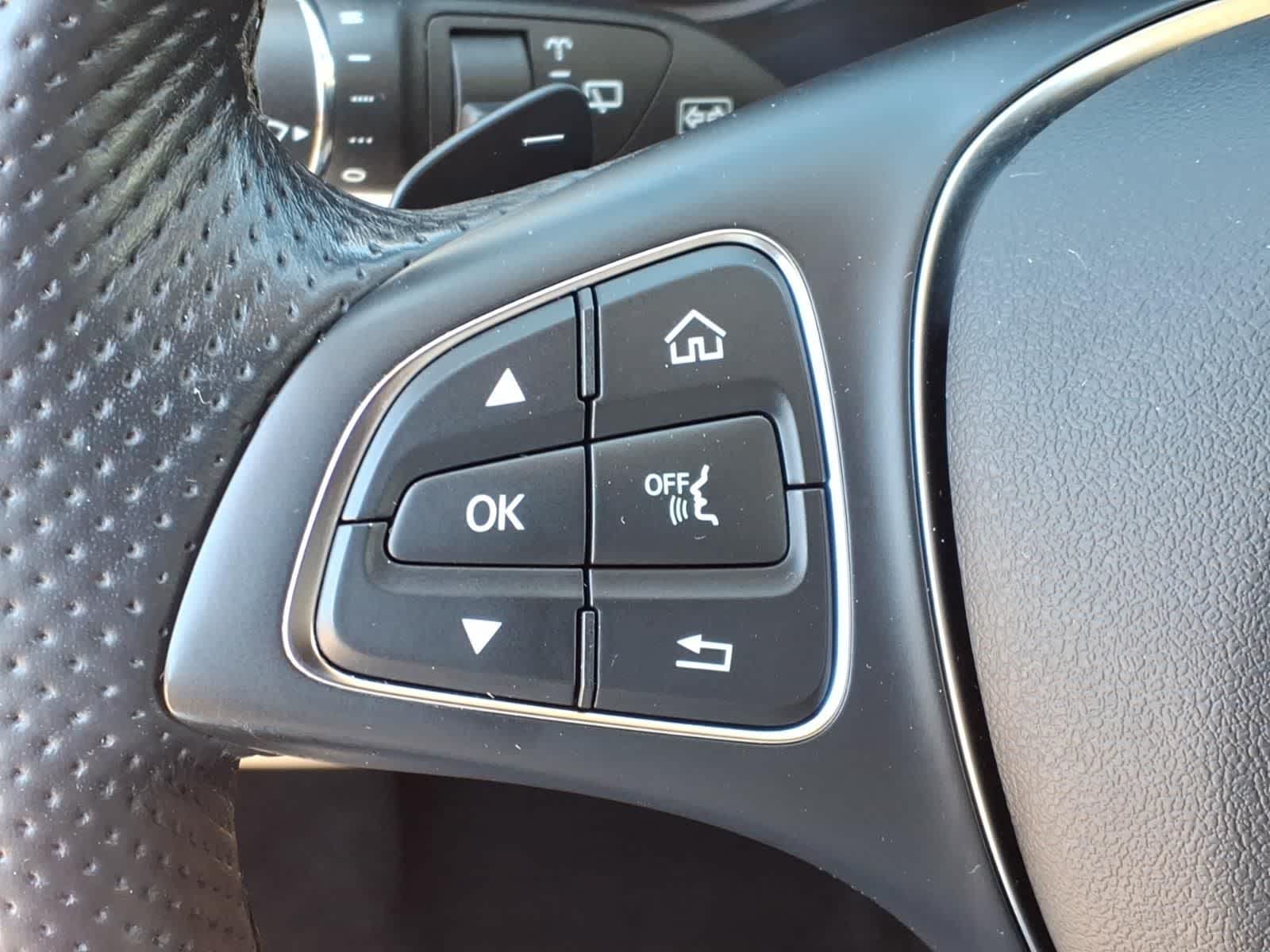 2019 Mercedes-Benz GLC GLC350e - Photo 18
