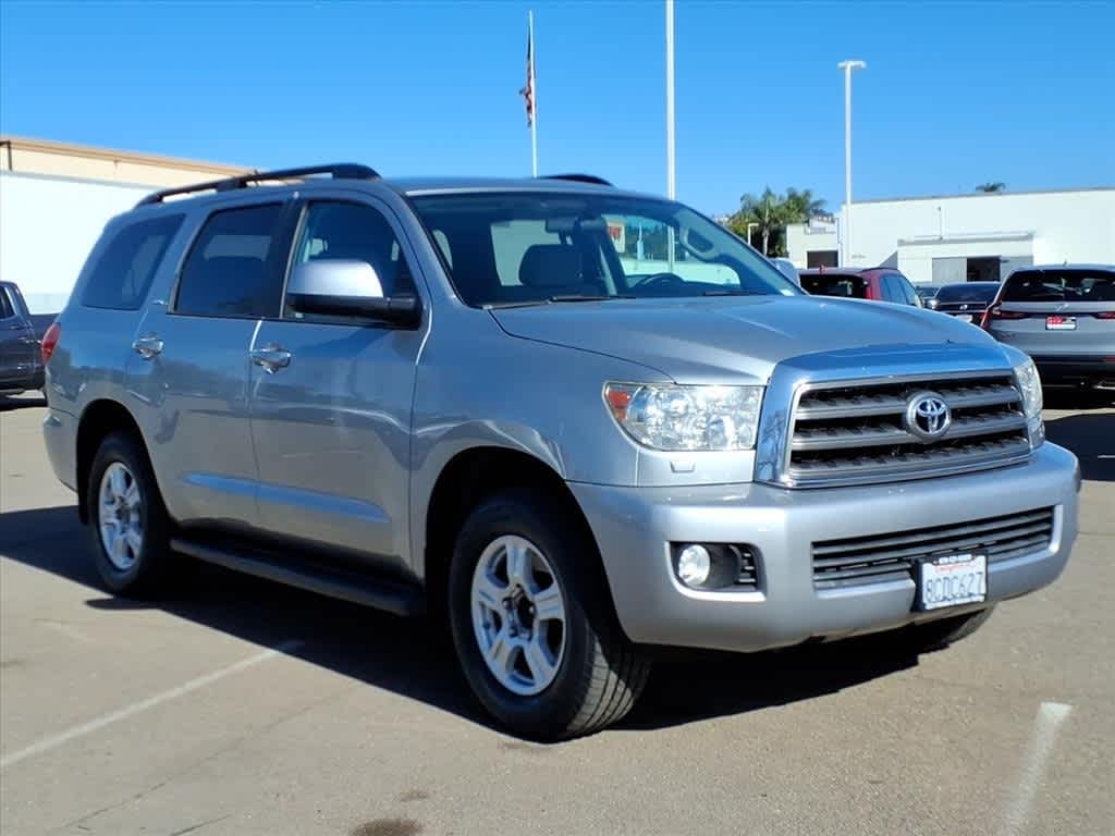 Thumbnail: 2016 Toyota Sequoia - 3