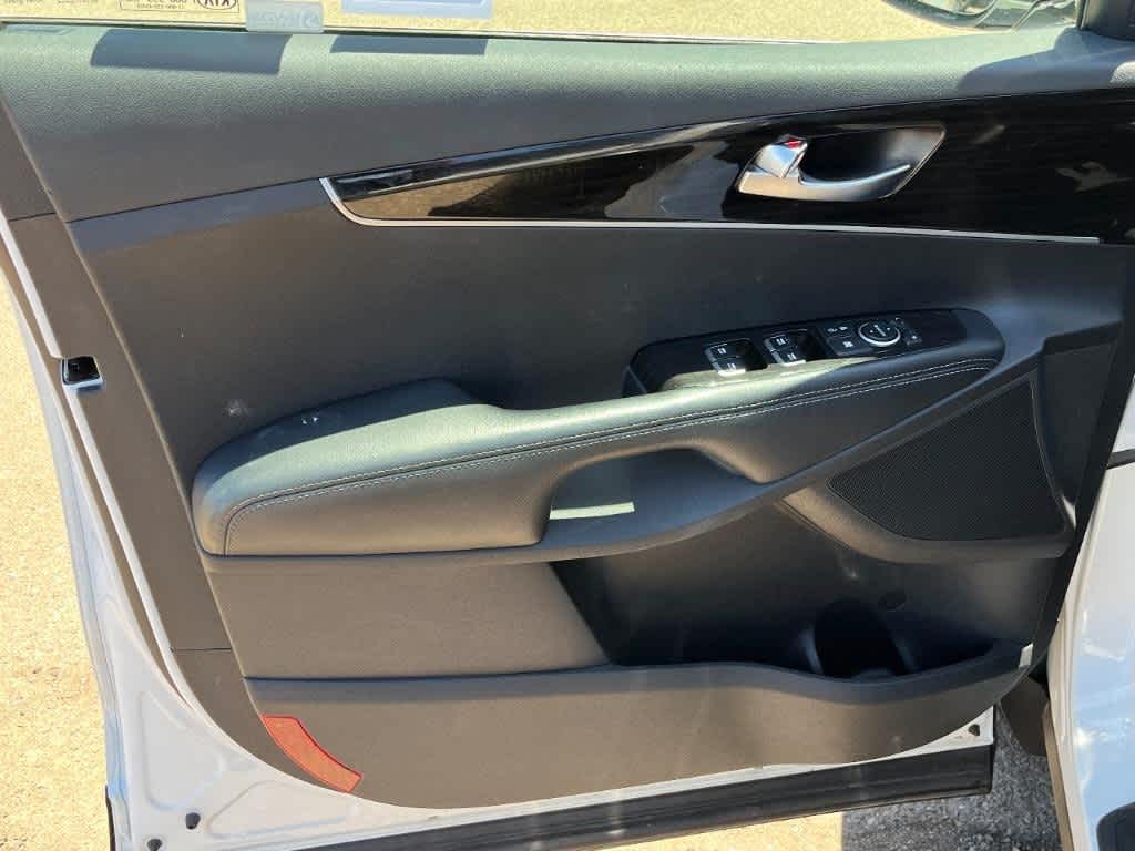 Thumbnail: 2019 Kia Sorento - 13