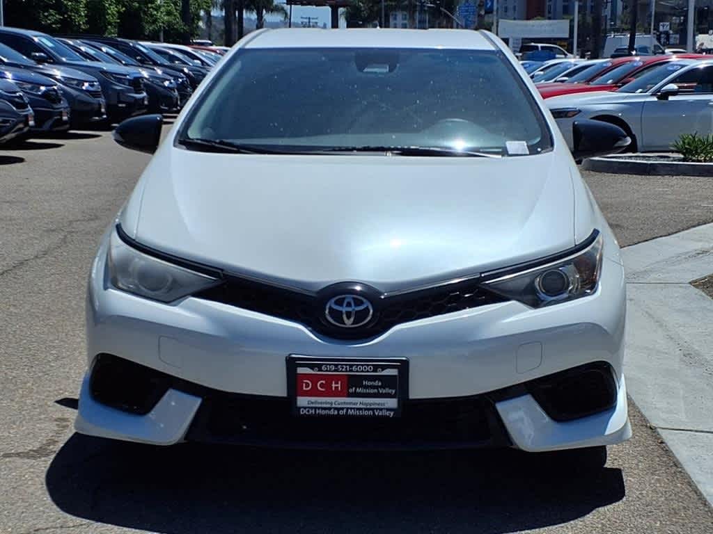 Thumbnail: 2018 Toyota Corolla iM - 2