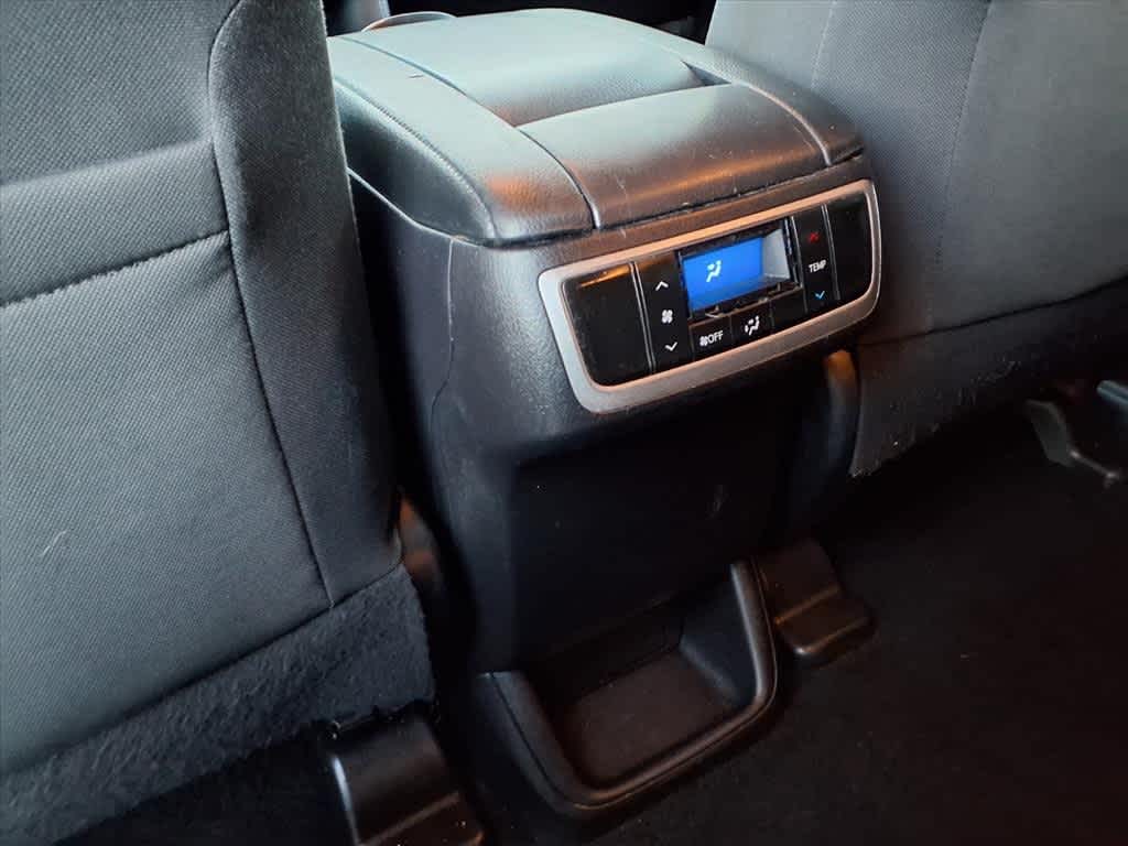 Thumbnail: 2019 Toyota Highlander - 11