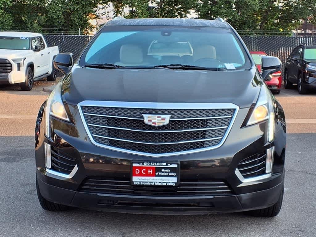 2017 Cadillac XT5 Base photo 2