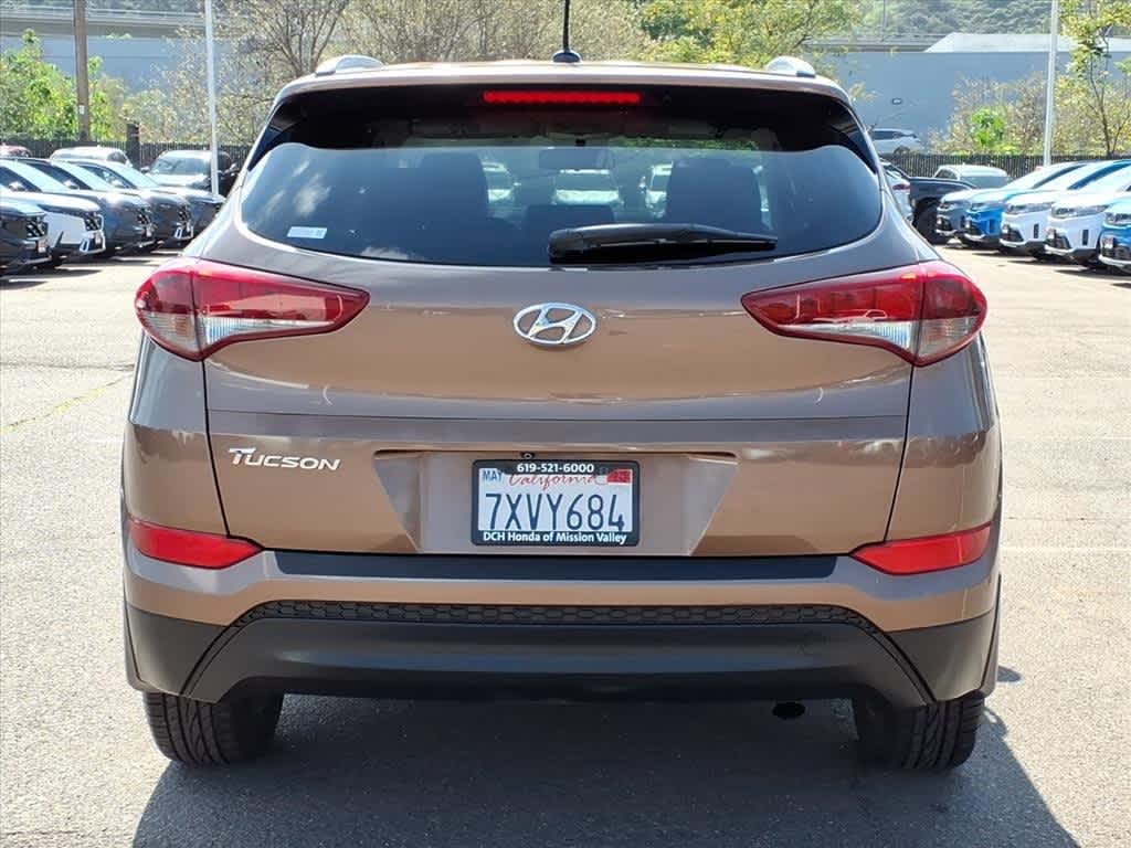 Thumbnail: 2016 Hyundai Tucson - 5