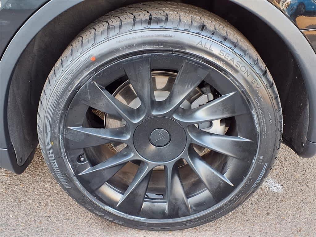 Thumbnail: 2022 Tesla Model Y - 9