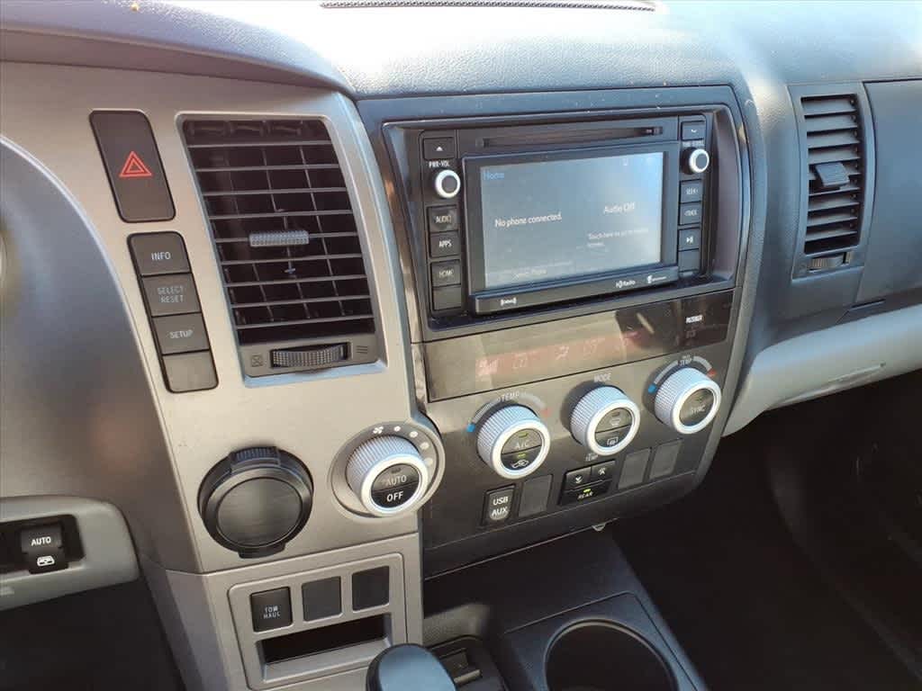 Thumbnail: 2016 Toyota Sequoia - 21