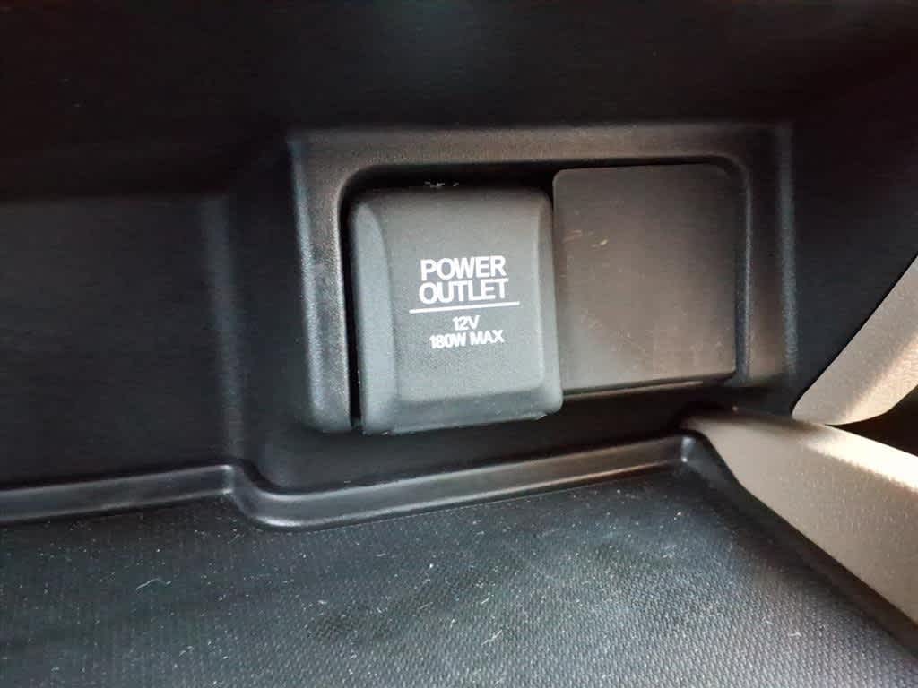 Thumbnail: 2017 Honda Pilot - 23