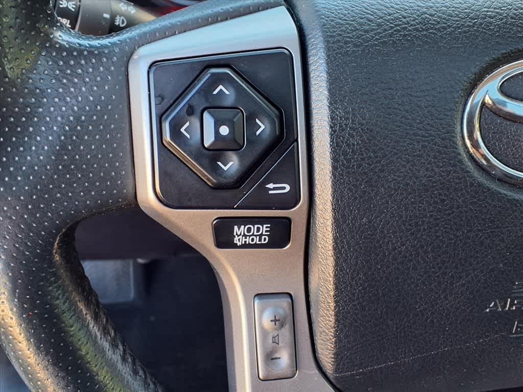 Thumbnail: 2018 Toyota 4Runner - 18