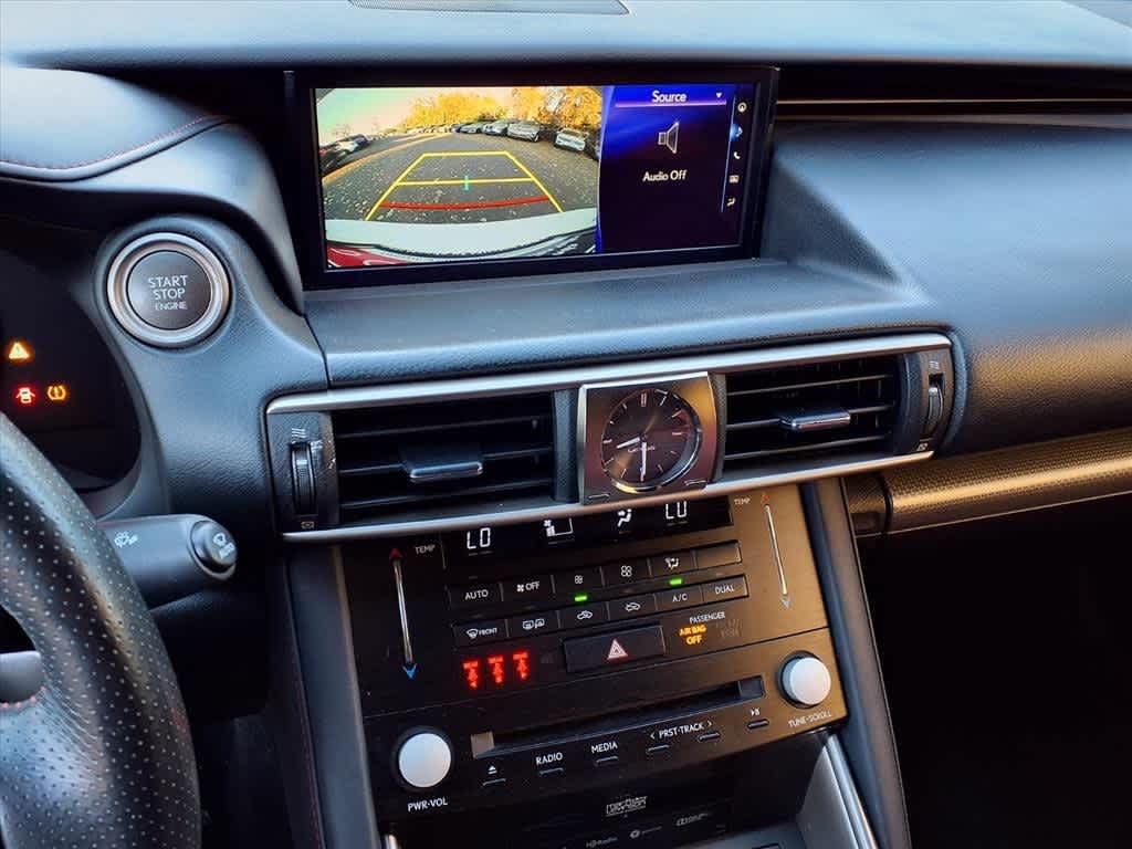 Thumbnail: 2018 Lexus IS - 22