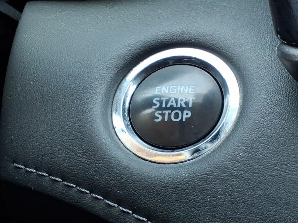 Thumbnail: 2023 Toyota Highlander - 24