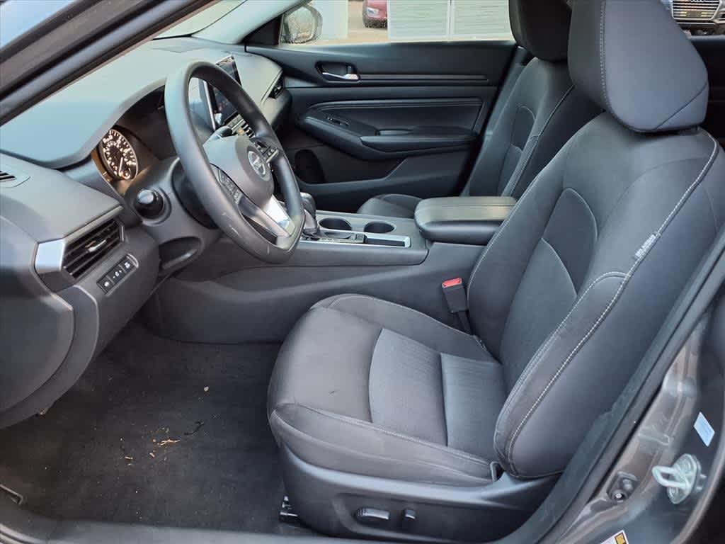 Thumbnail: 2020 Nissan Altima - 15