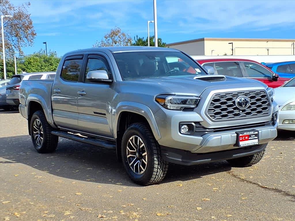 Thumbnail: 2023 Toyota Tacoma - 3