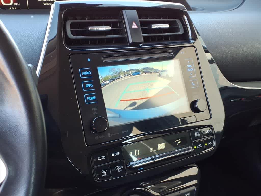 Thumbnail: 2017 Toyota Prius - 21