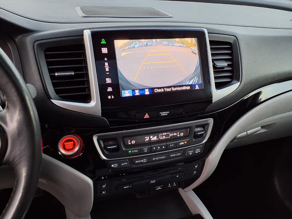 Thumbnail: 2016 Honda Pilot - 22