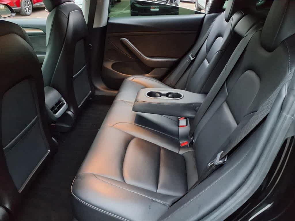 Thumbnail: 2021 Tesla Model 3 - 11