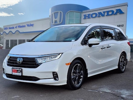 2023 Honda Odyssey Elite Van