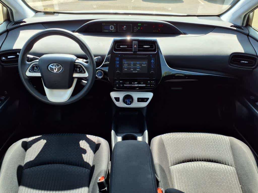2018 Toyota Prius Two 11