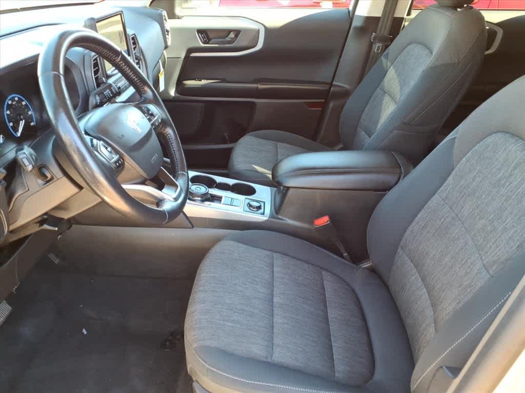 Thumbnail: 2022 Ford Bronco Sport - 12